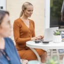 Poly Voyager Free 60+ UC Touchscreen Charge Case USB-C Teams, black